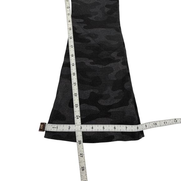 SUNDRY Camo Kick Flare Pants Size 0 - Picture 11 of 11